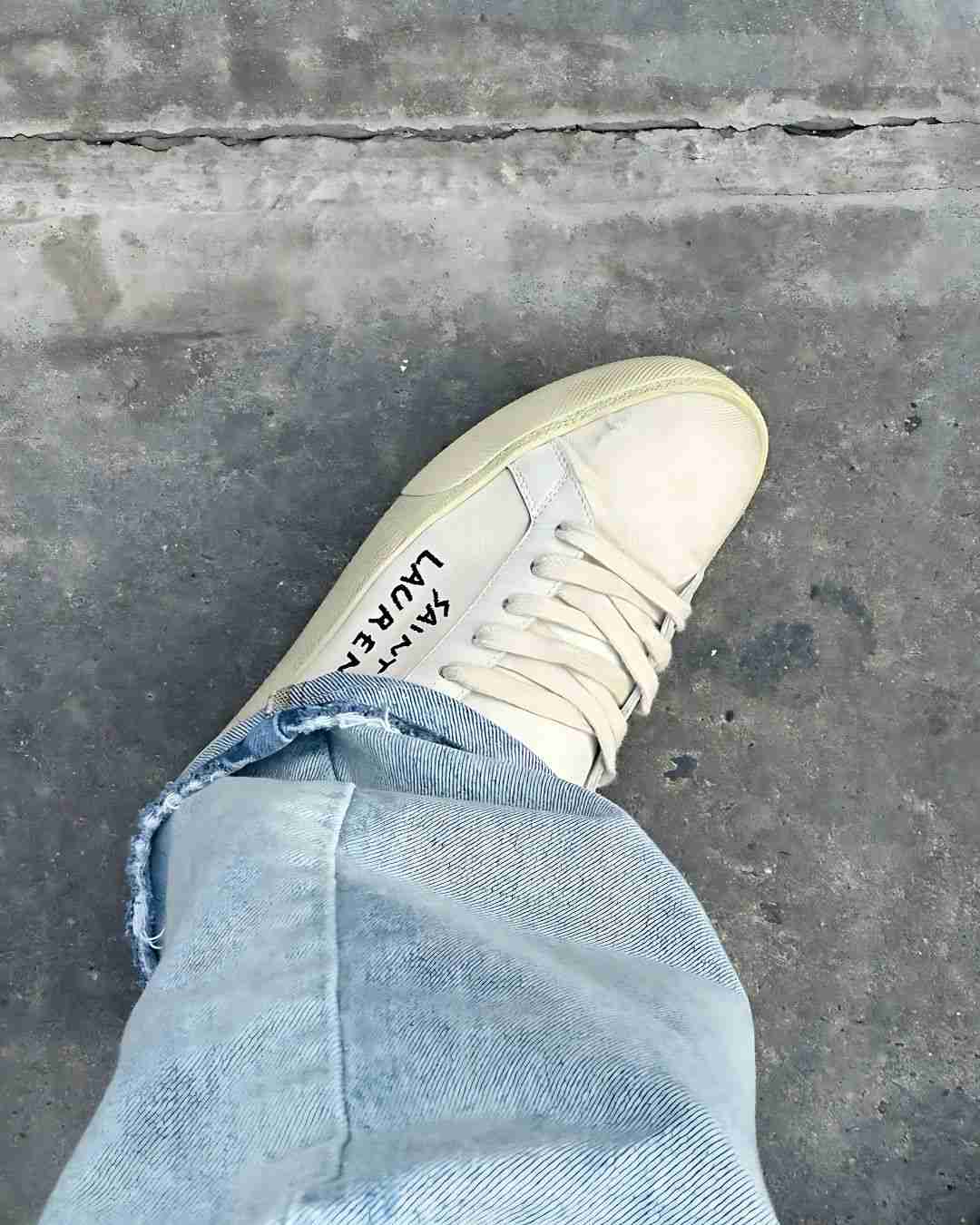 Why Have Minimal Leather Sneakers Gotten So Popular