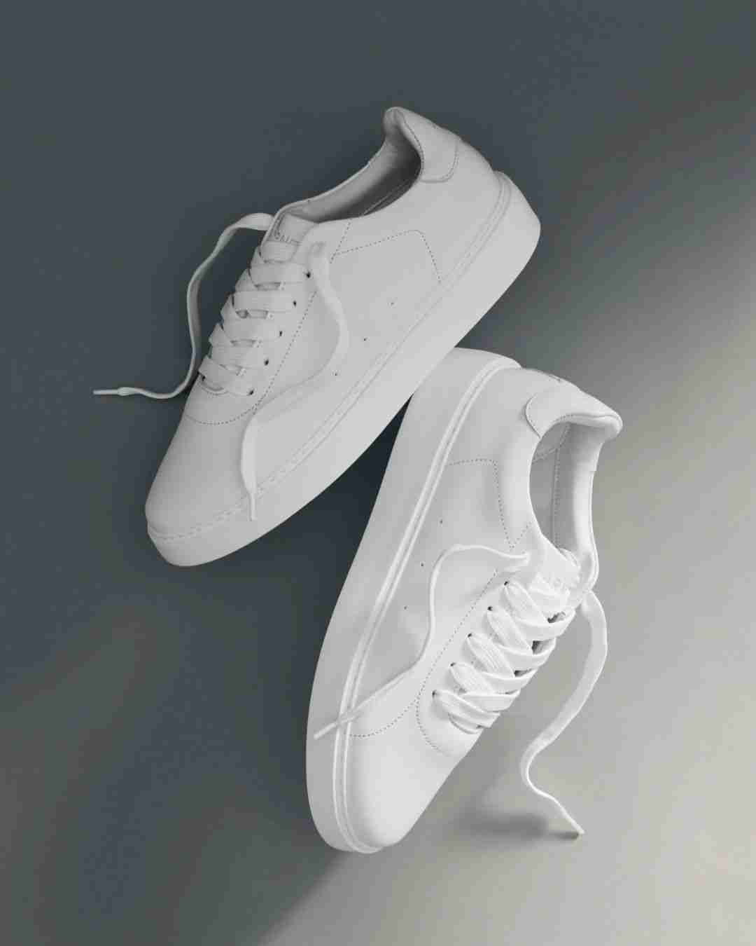 Arne Minimal Leather Sneakers