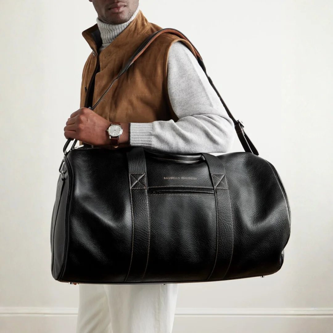 Why a Leather Duffle Bag Is Essential